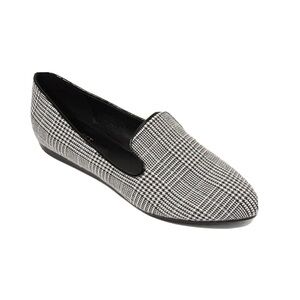 Nine West Pointed Toe Black and White Flats